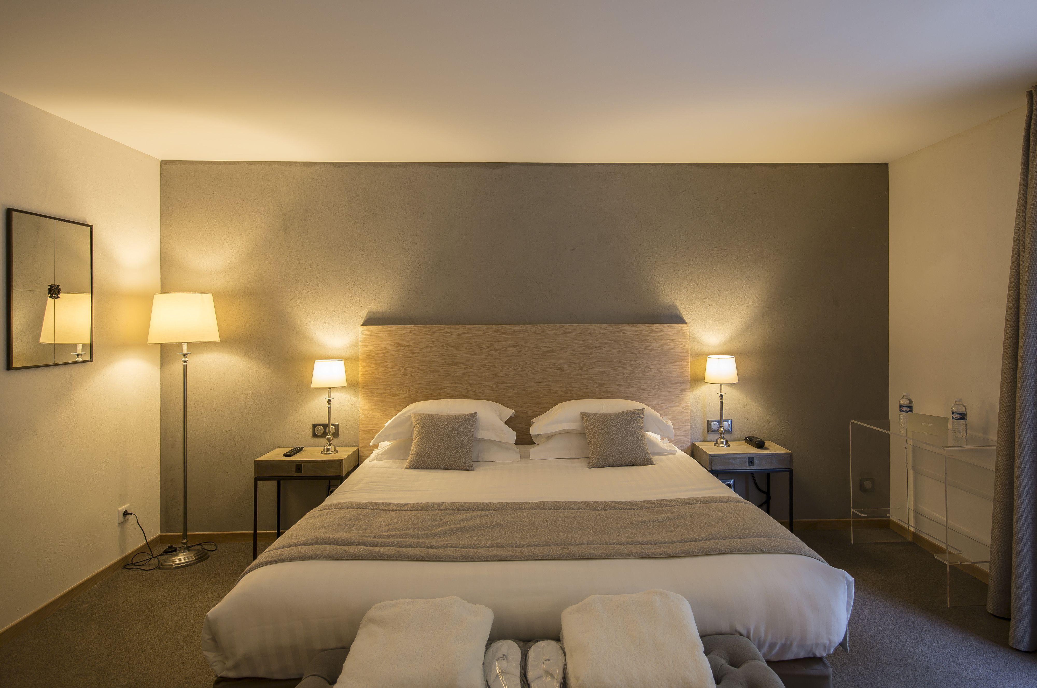 Hotel De L'Abbaye Le Tronchet  Ngoại thất bức ảnh