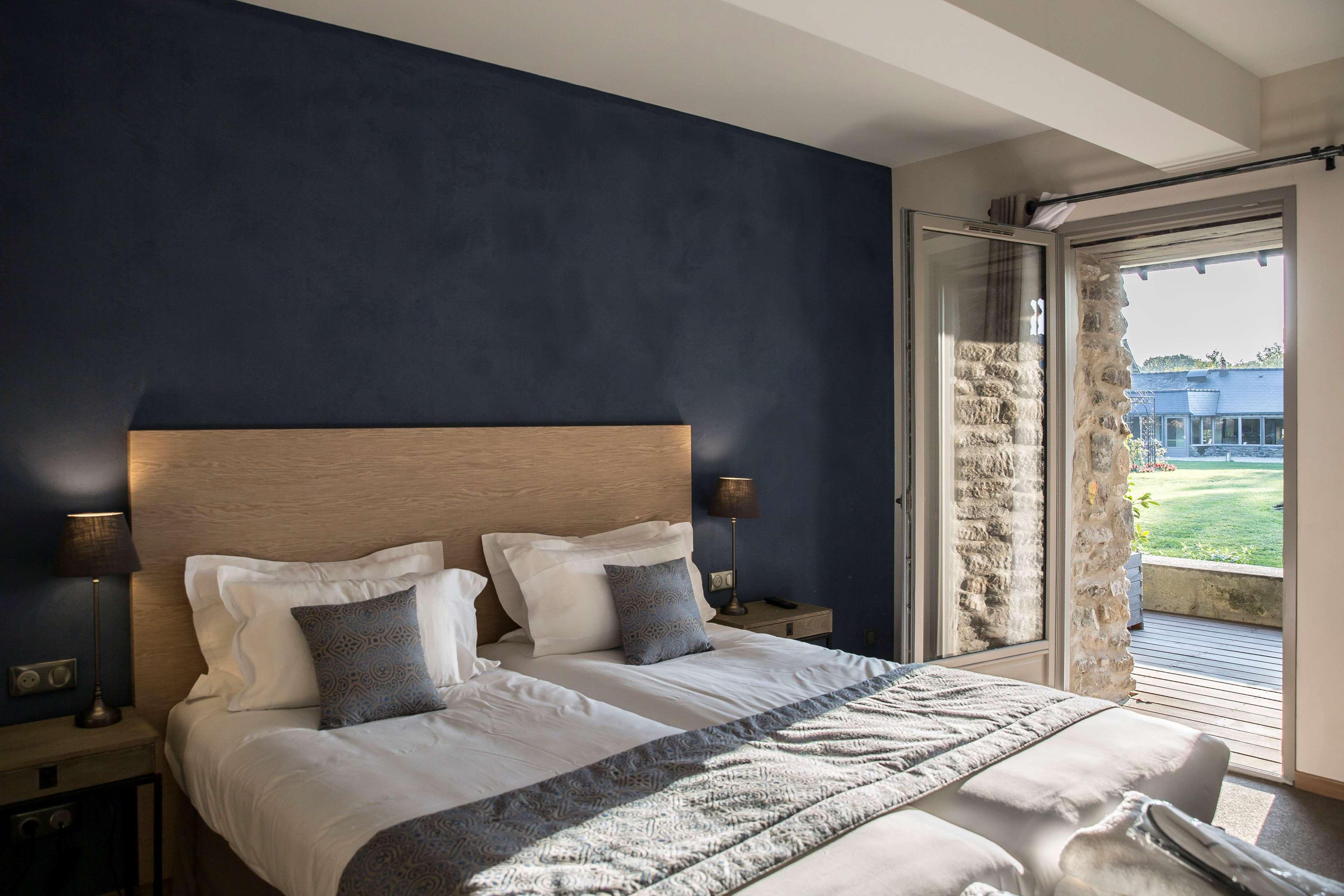 Hotel De L'Abbaye Le Tronchet  Ngoại thất bức ảnh